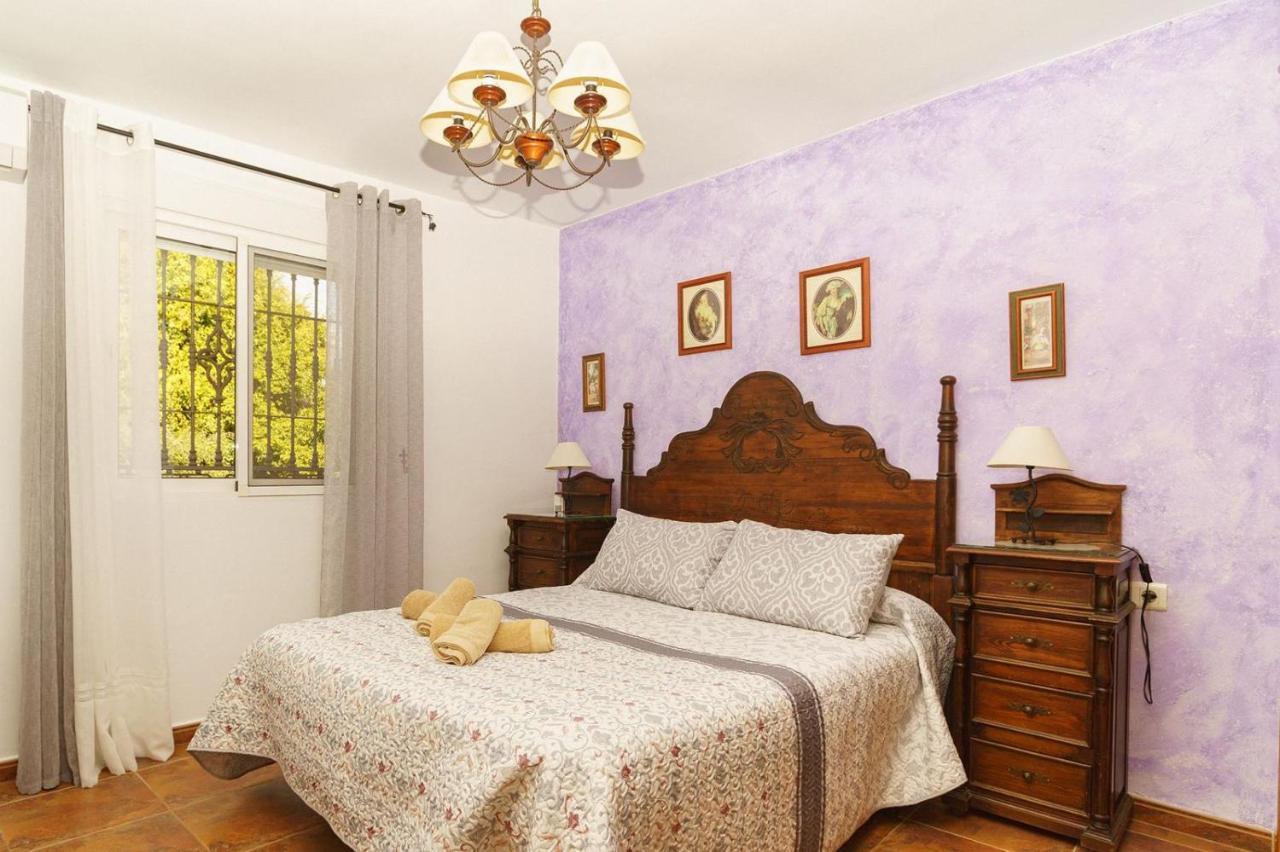 نيرخا Villa Triana المظهر الخارجي الصورة