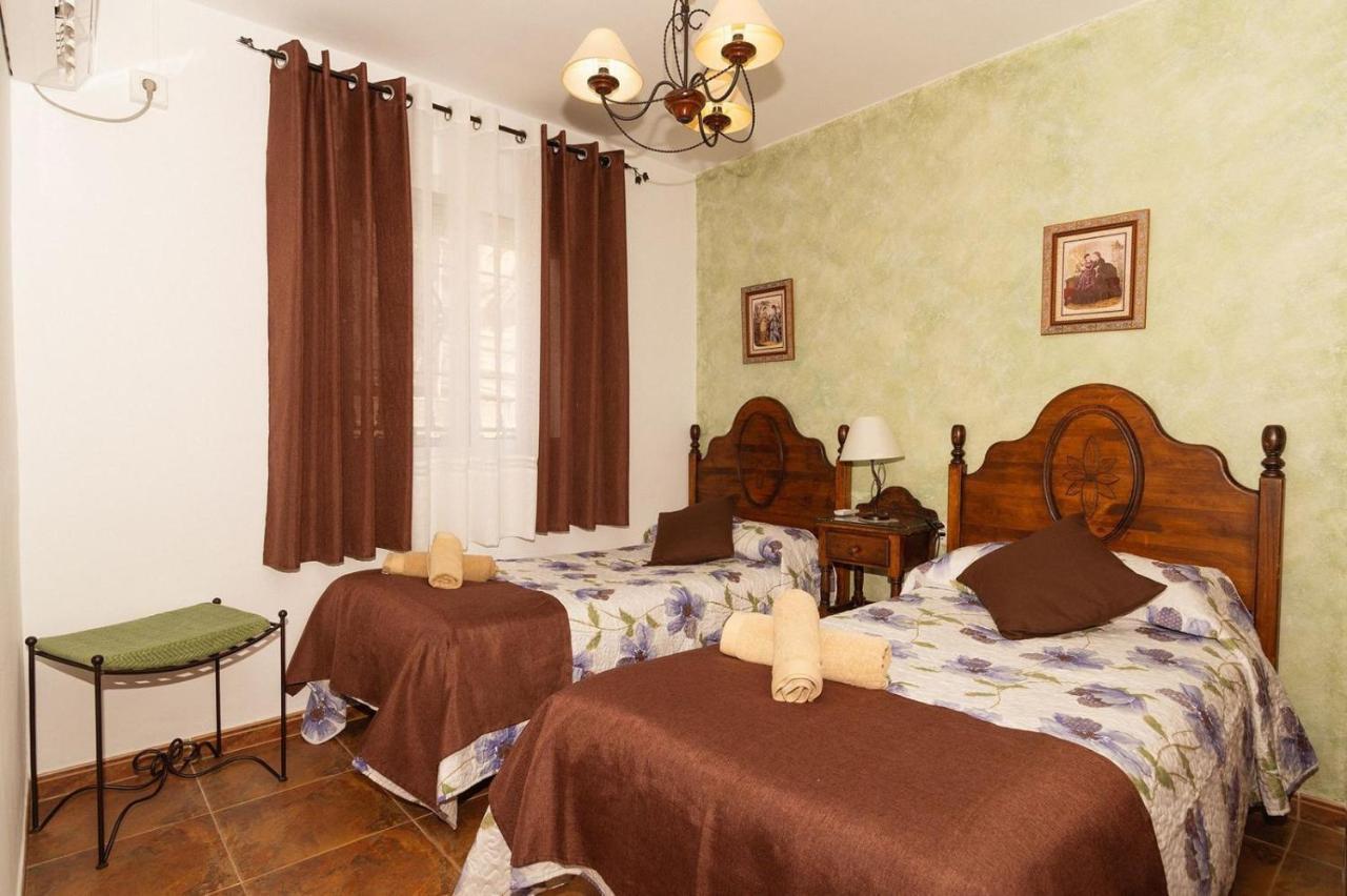 نيرخا Villa Triana المظهر الخارجي الصورة
