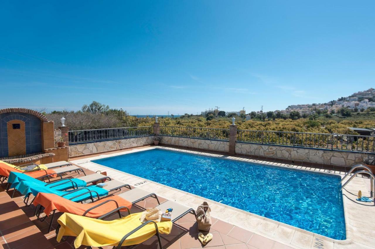 نيرخا Villa Triana المظهر الخارجي الصورة
